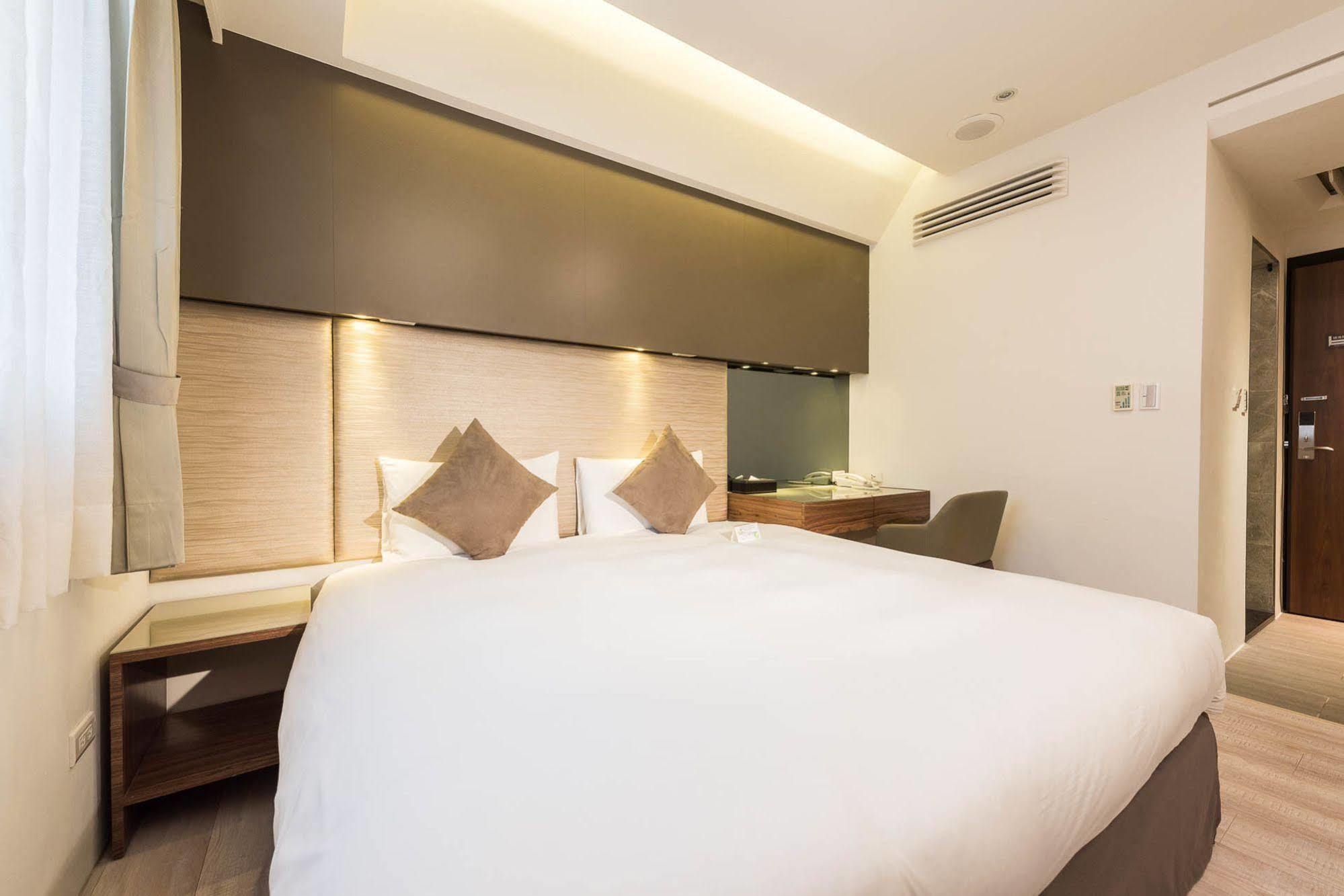 Shin Yuan Park Hotel Hsinchu City Exterior photo