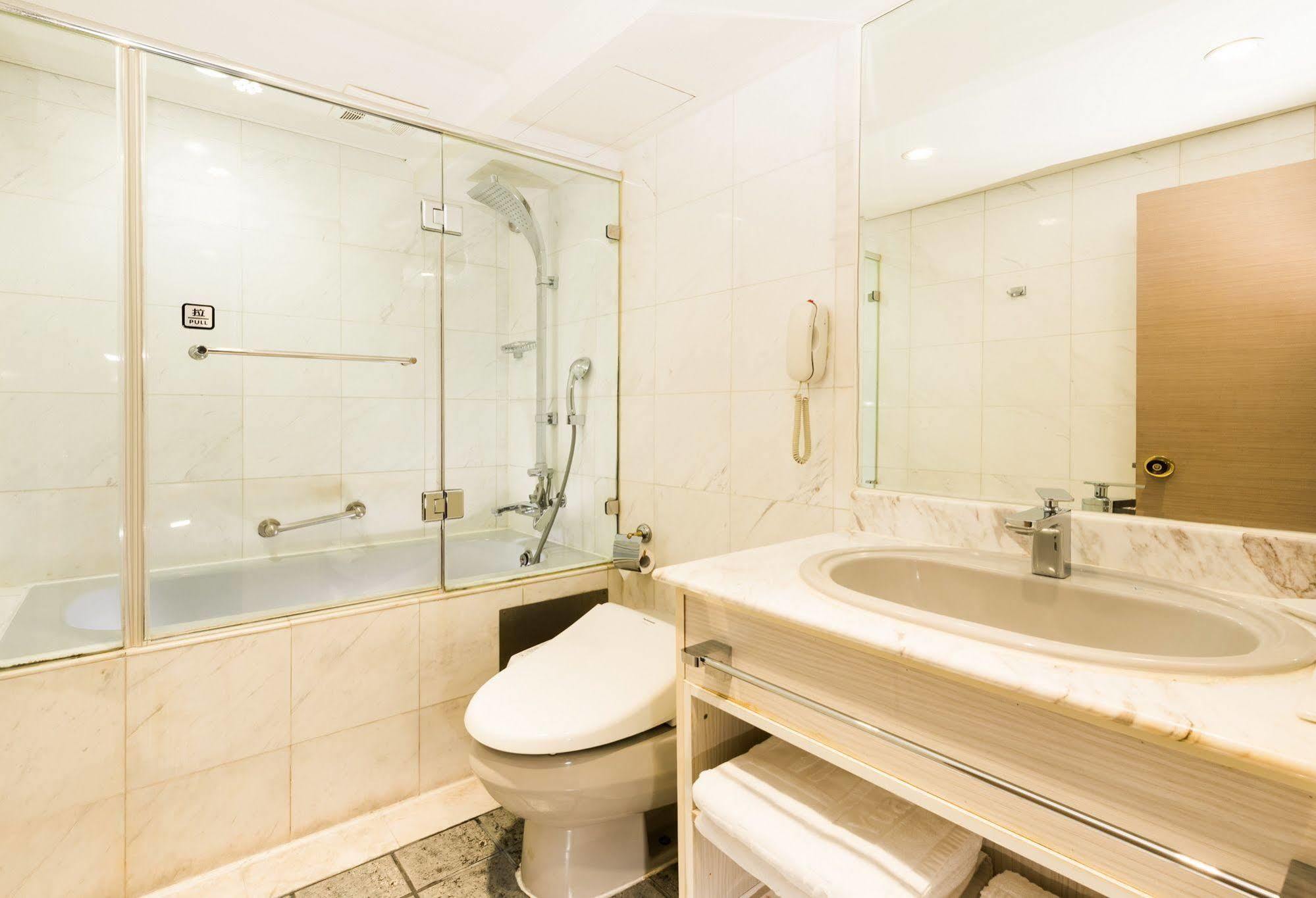 Shin Yuan Park Hotel Hsinchu City Exterior photo