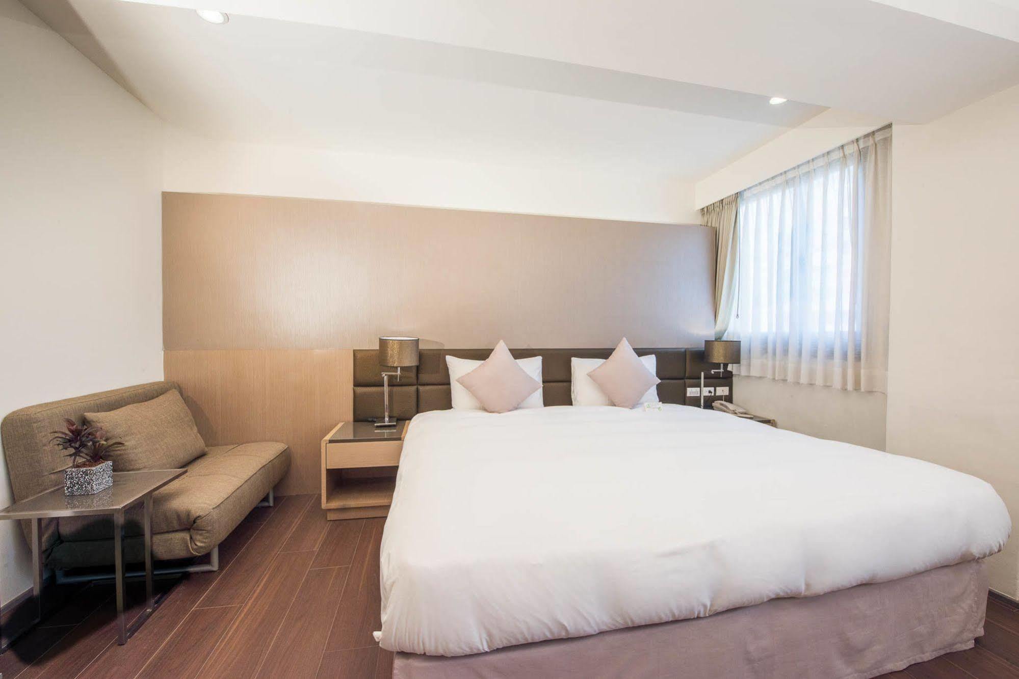 Shin Yuan Park Hotel Hsinchu City Exterior photo